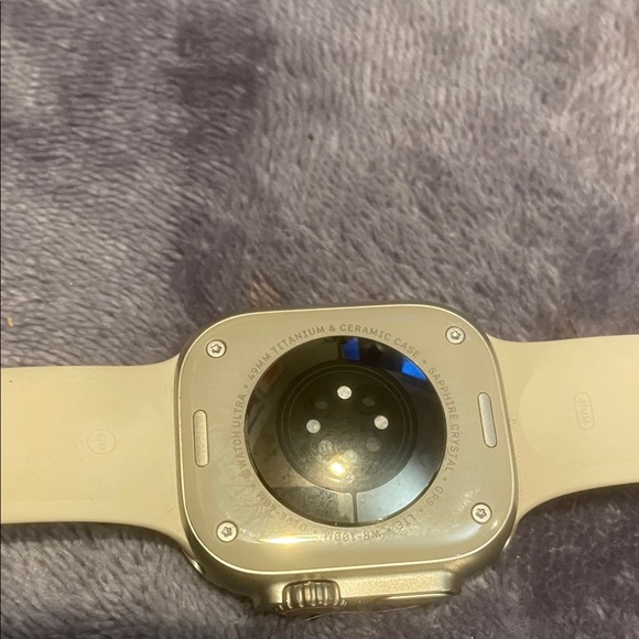 Apple Smartwatch with Cream Band - Picture 2 of 4